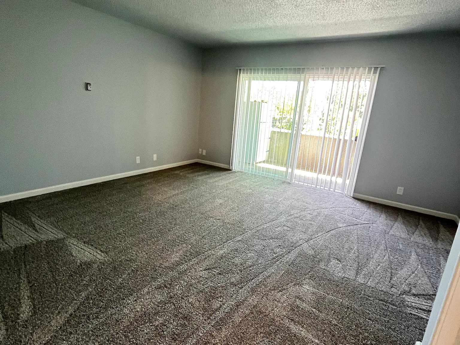 Studio, 395 sqft, $1,950 — Photo 3