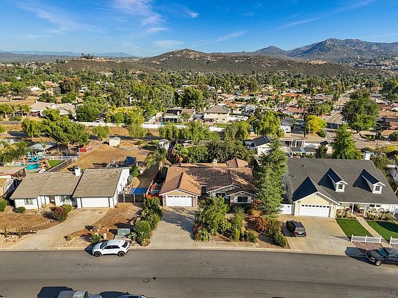 5th image of 23849 Gymkhana Rd