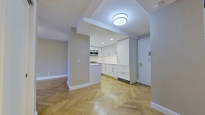 Rented by Compass | media 27