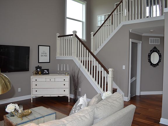 2nd image of 4357 Lori Lynn Ln