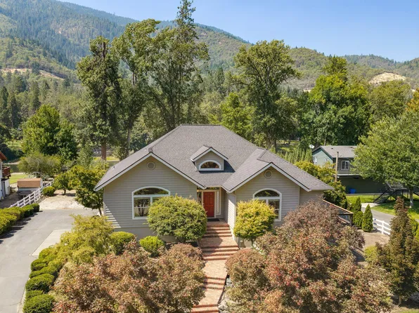 8158 Rogue River Hwy, Grants Pass, OR 97527