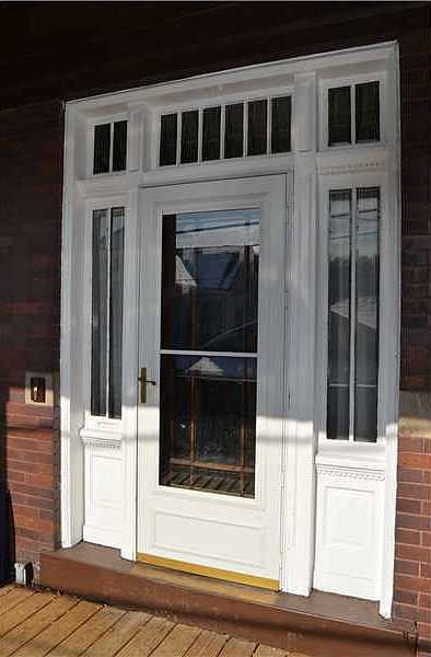 2nd image of 521 Franklin St