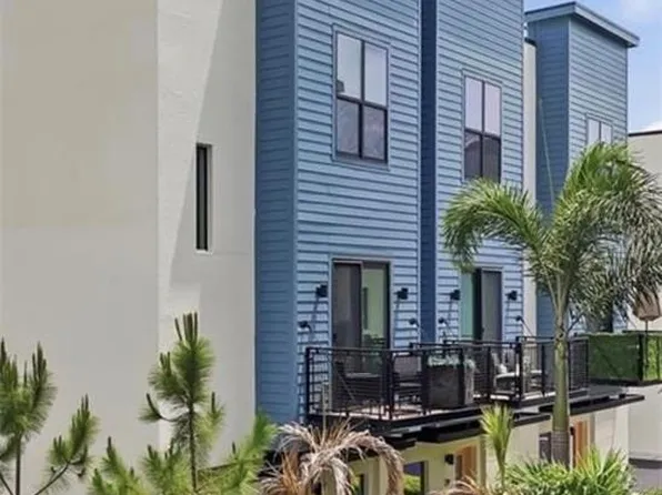 4810 W McElroy Ave Unit 30, Tampa, FL 33611