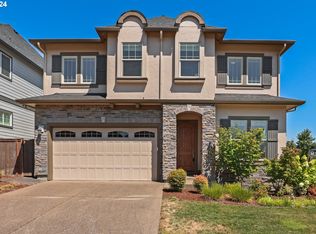 16747 SW Larkspring Ln, Beaverton, OR 97007