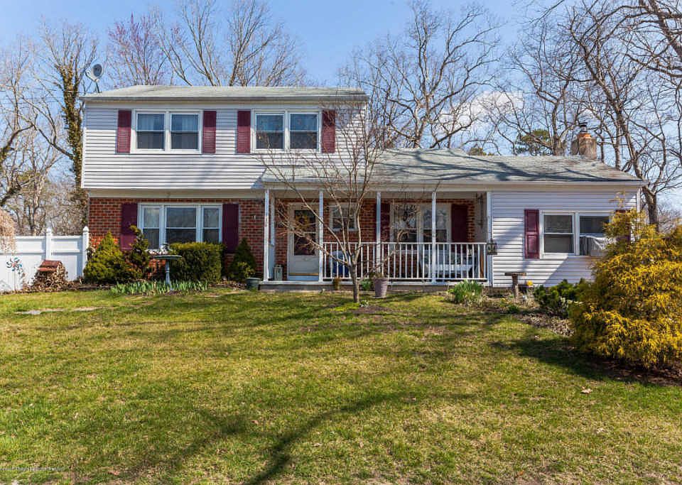 1st image of 136 Clover St