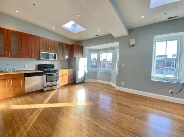 11 Cortes St #5C, Boston, MA 02116