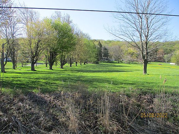 Looking up from Ridge Road
