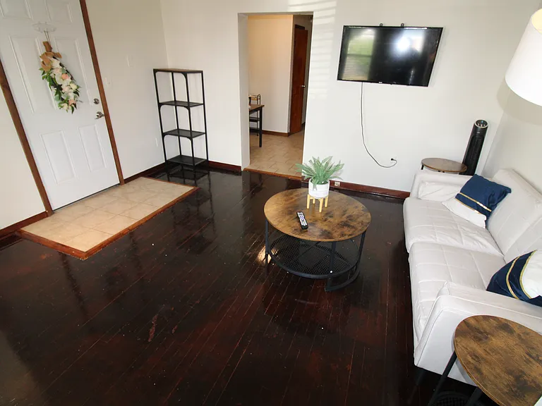 218 Alexander Ave #APART1 — Photo 3