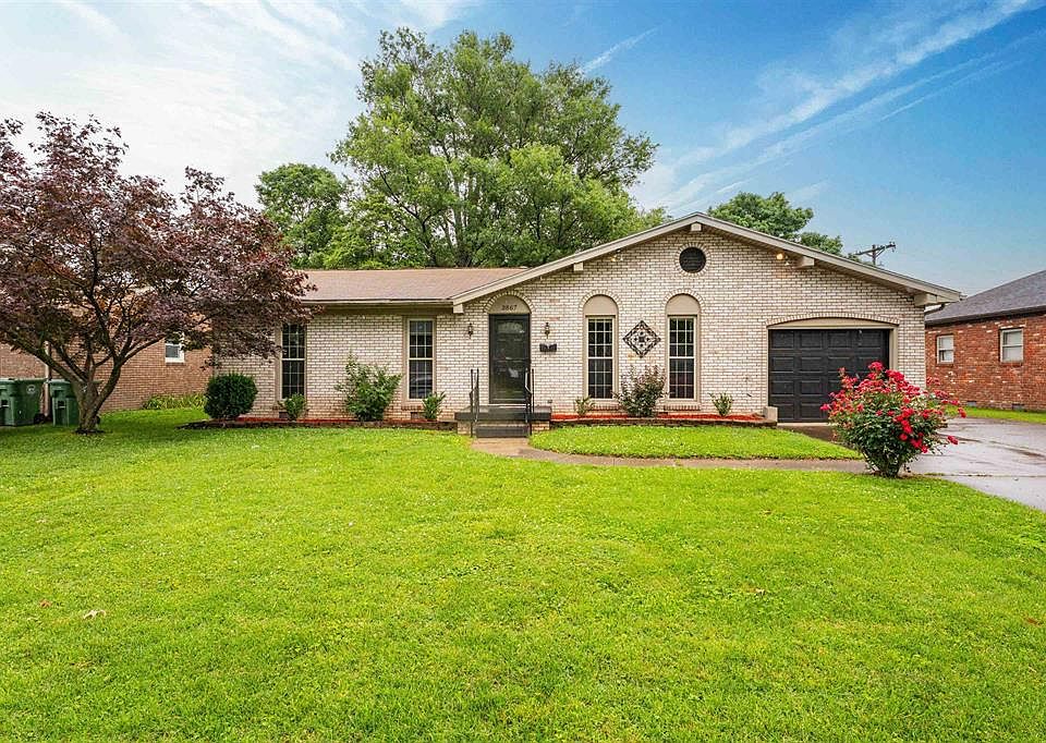 1st image of 3867 Lewis Ln
