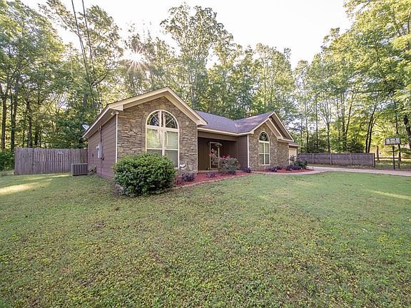 3rd image of 1260 Lee Road 281