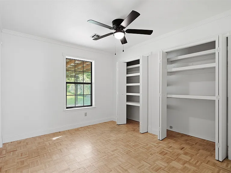 1813 W 62nd St — Photo 17