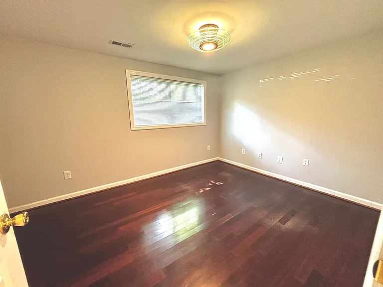 2405 Lillian Dr — Photo 23