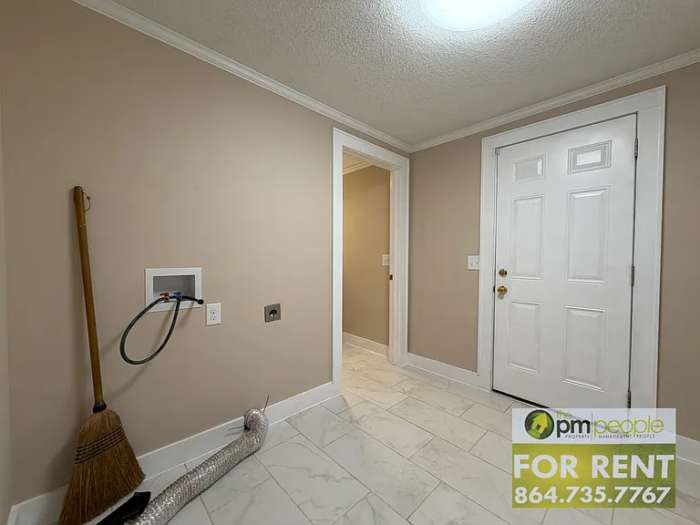 209 Bivens St — Photo 12