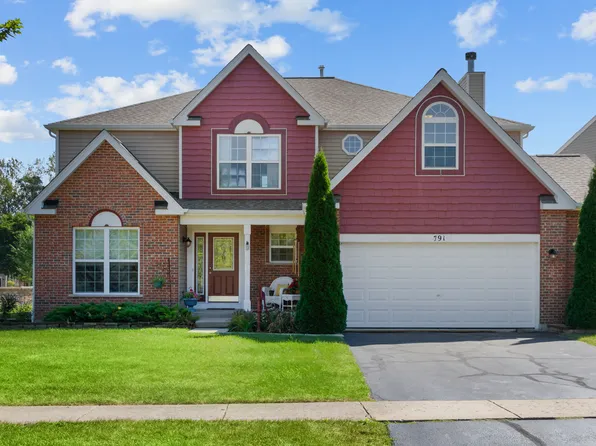 791 Sterling Heights Dr, Antioch, IL 60002