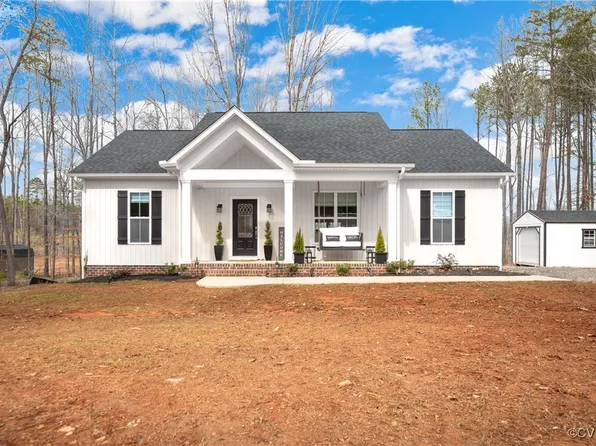 7141 Darlington Heights Rd, Farmville, VA 23901