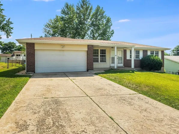 3341 Greenbridge Dr, Bridgeton, MO 63044