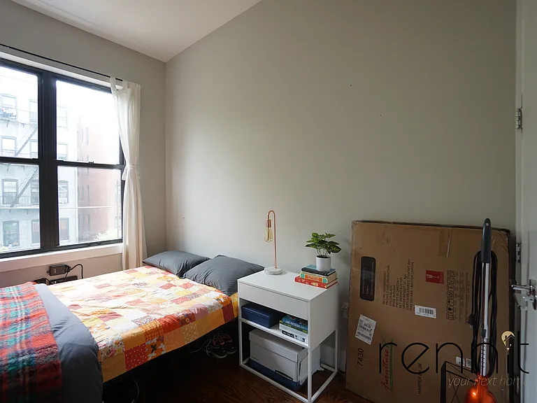 914 Hart St #2B — Photo 13