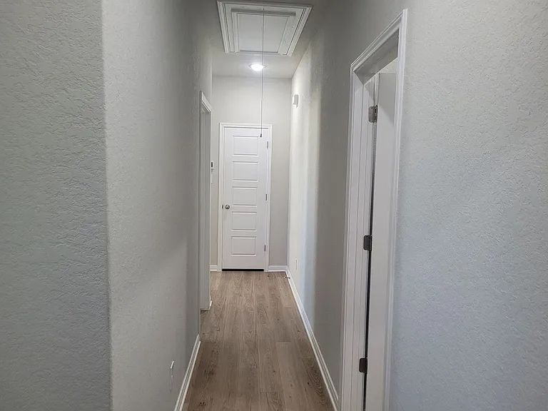320 Caleb Ct — Photo 18