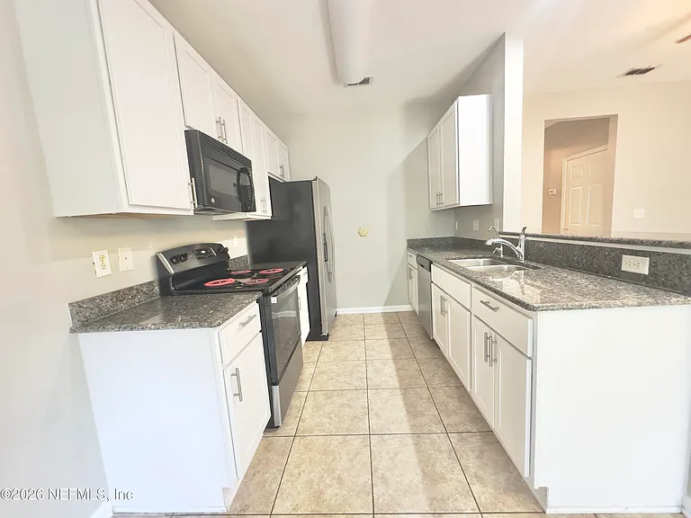 284 Moultrie Village Ln — Photo 9