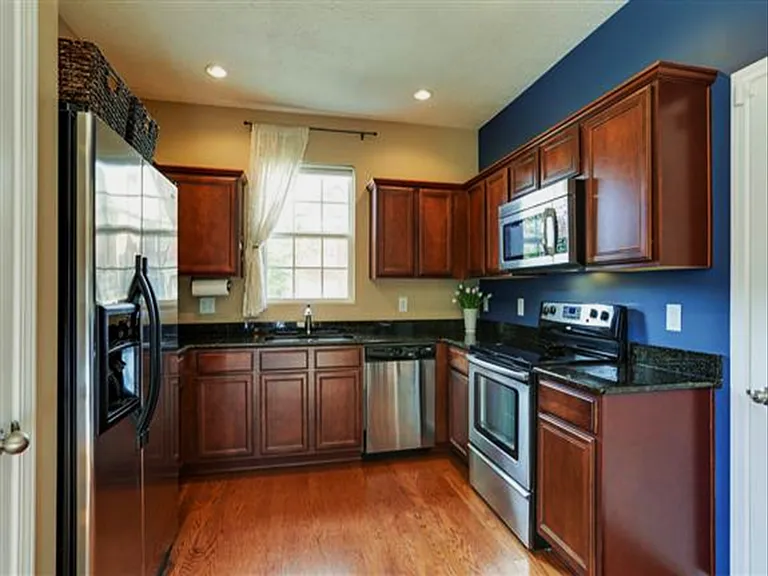 1300 Crown Point Pl — Photo 5