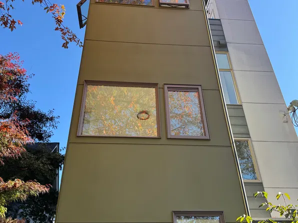 426 26th Ave S Unit B, Seattle, WA 98144