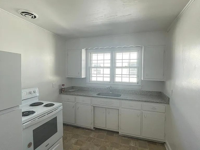 1931 Wakefield Ave #4 — Photo 15
