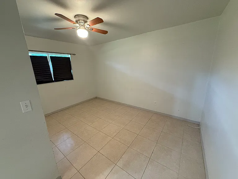 2439 Richard Ave S — Photo 9
