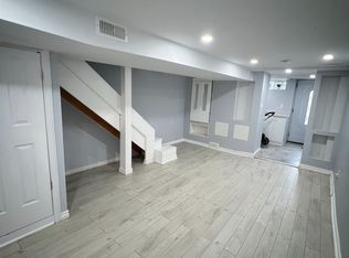 102 Barton Ave #BASEMENT, Toronto, ON M6G 1P6