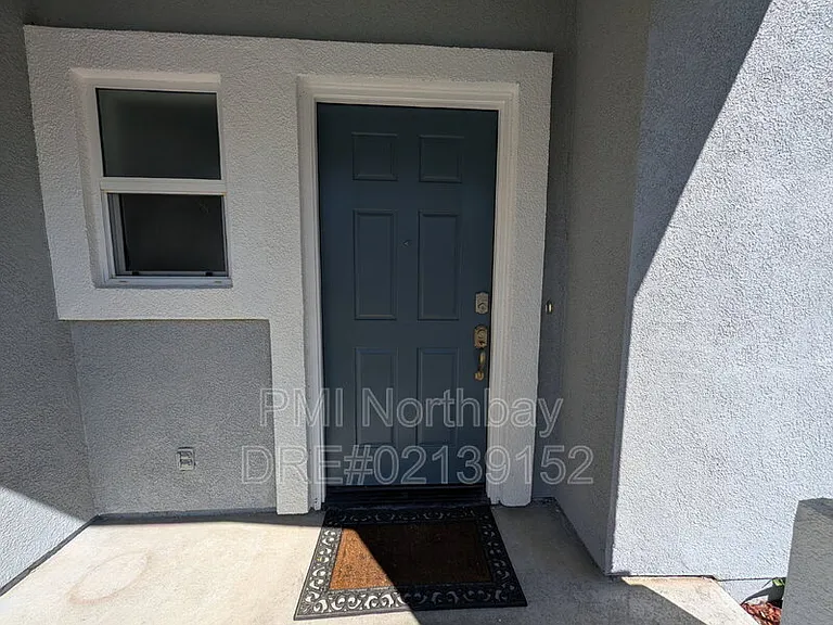 5052 Gothic Ct — Photo 4
