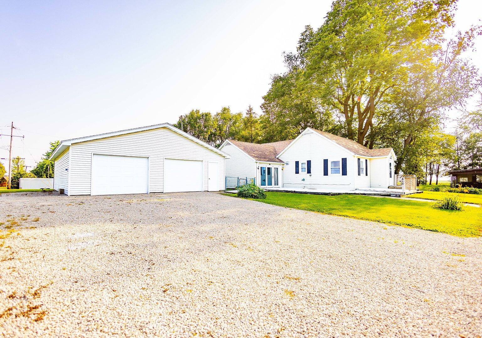 645 High St, Weldon, IL 61882 Zillow
