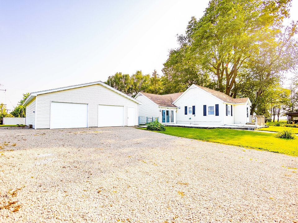 645 High St, Weldon, IL 61882 Zillow