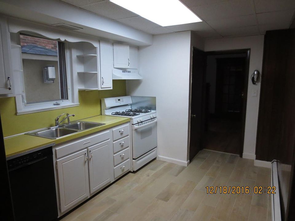 1st image of 428 Lawton Ave