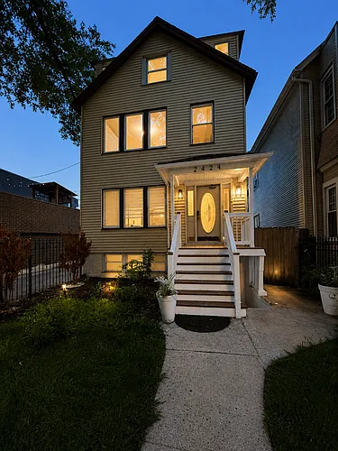 2424 W Charleston St #1 Photo 1 2424 W Charleston St #1 Photo 1
