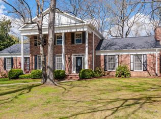 180 Woodcliff Cir, Signal Mountain, TN 37377