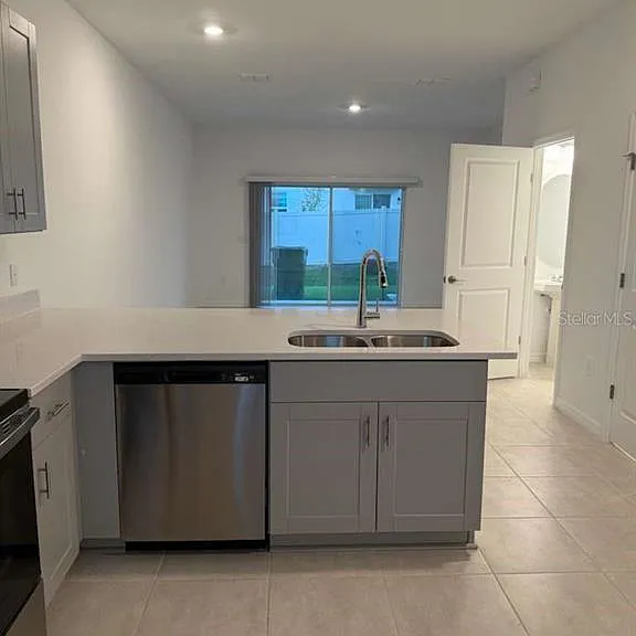 3184 Skyline Loop — Photo 2