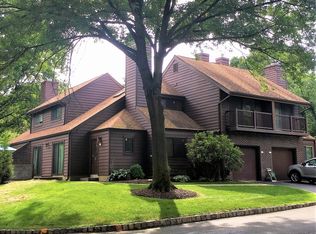 2 Yacenda Parsippany Troy #D, Morris Plains, NJ 07950