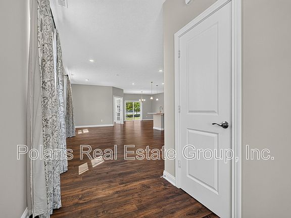 5th image of 9073 Lieven St