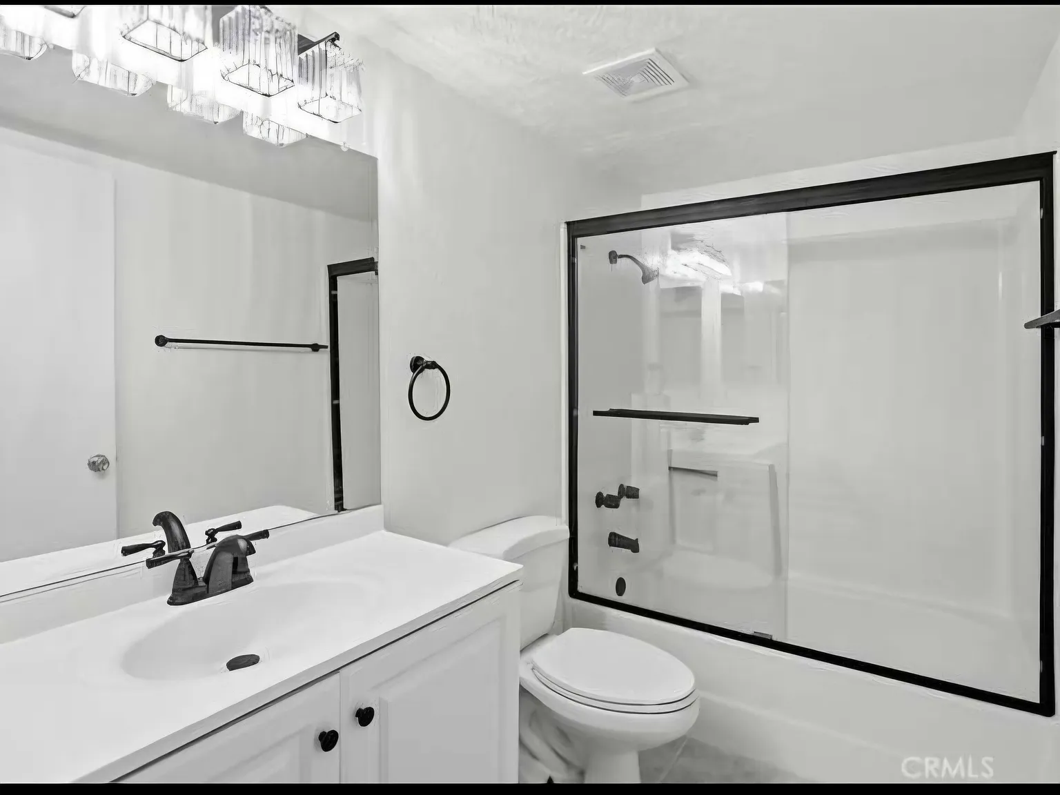 2 bed, 958 sqft, $3,200 — Photo 3