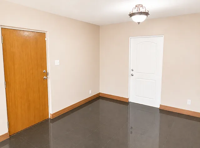 710 Caine St — Photo 12
