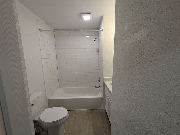 1420 Live Oak Ave — Photo 18