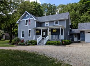 408 Wayne St, Middlebury, IN 46540