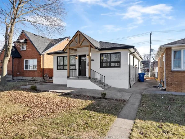 960 Janette Ave, Windsor, ON N9A 5A1