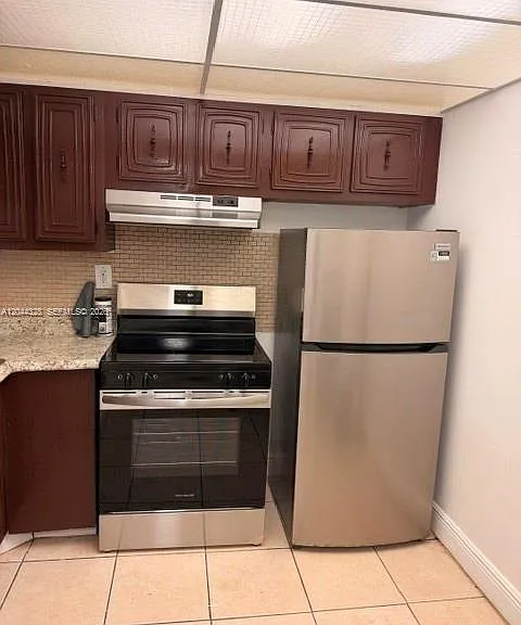498 NW 165th Street Rd #D204 — Photo 1