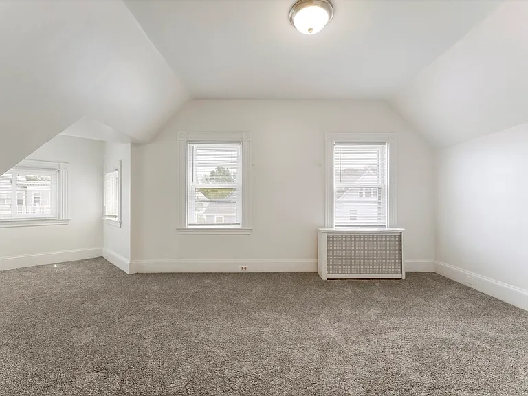 247 Park St #3 — Photo 5