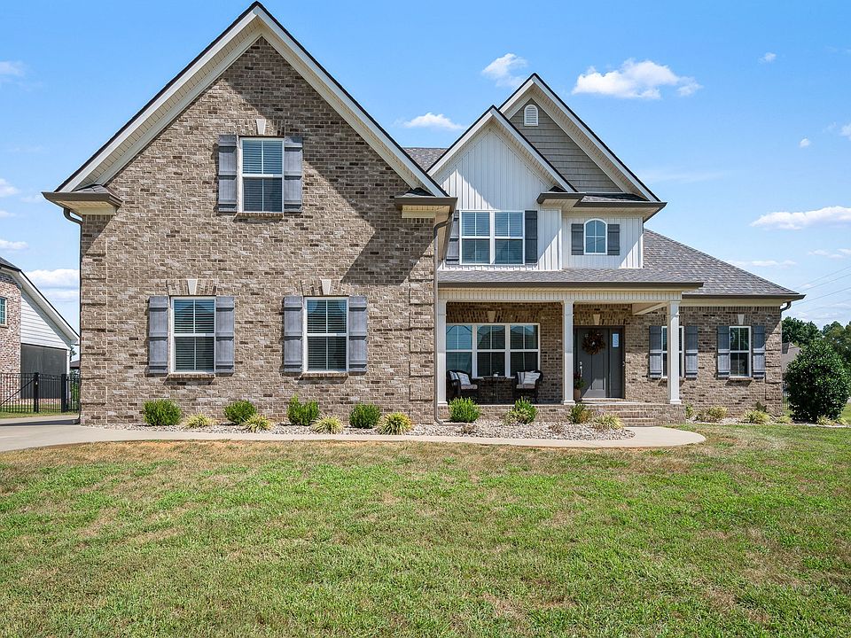 1st image of 602 Ruby Oaks Ln