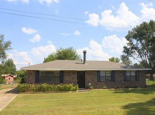 800 Baltzer Rd, Wetumpka, AL 36092