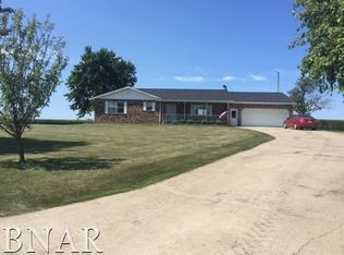 10559 N 600 East Rd, Gridley, IL 61744