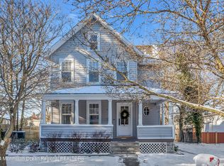 126 Hudson Ave, Red Bank, NJ 07701