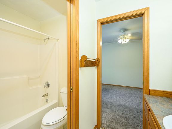3rd image of 1411 NE Logan St #1