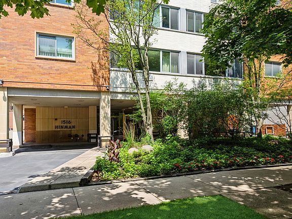 2nd image of 1516 Hinman Ave APT 410